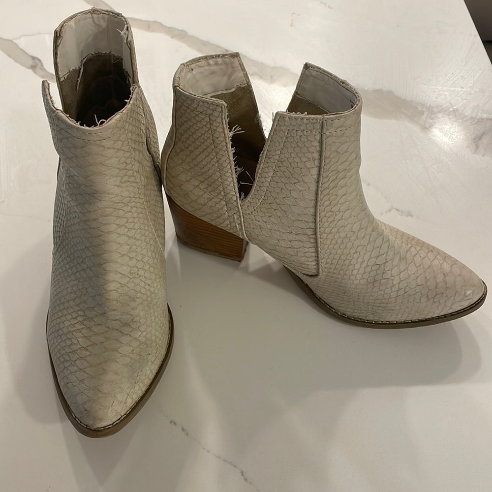 White cowboy boots